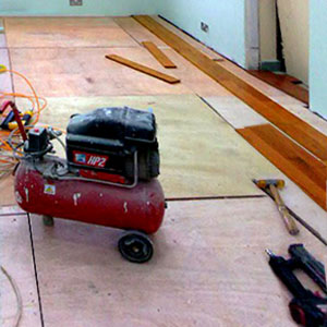 水晶地板工程、地板翻新工程、地板修補及地板工程